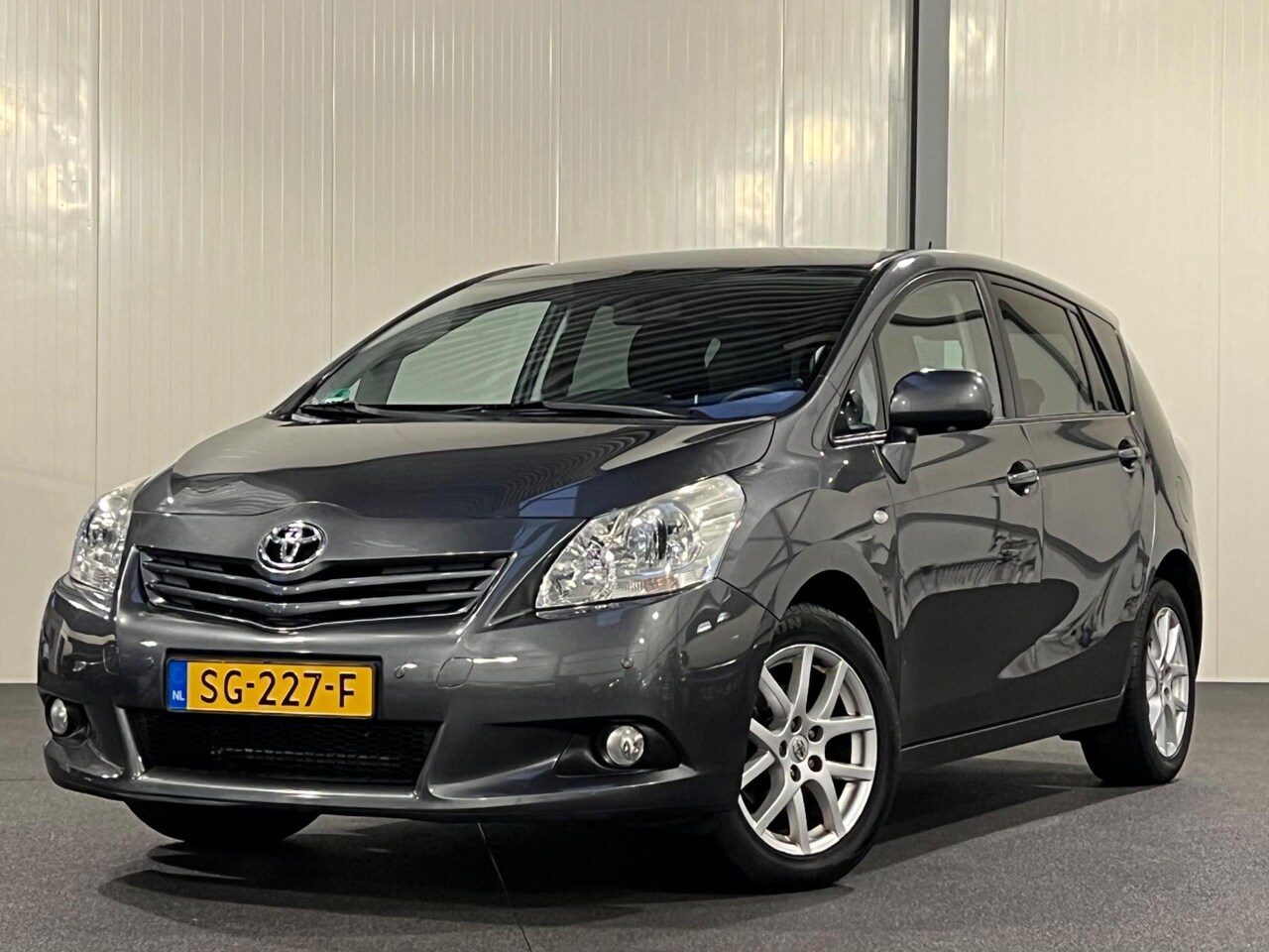 Toyota Verso - 1.6 VVT-i Aspiration 7-persoons [ climate navigatie cruise LM ] - AutoWereld.nl