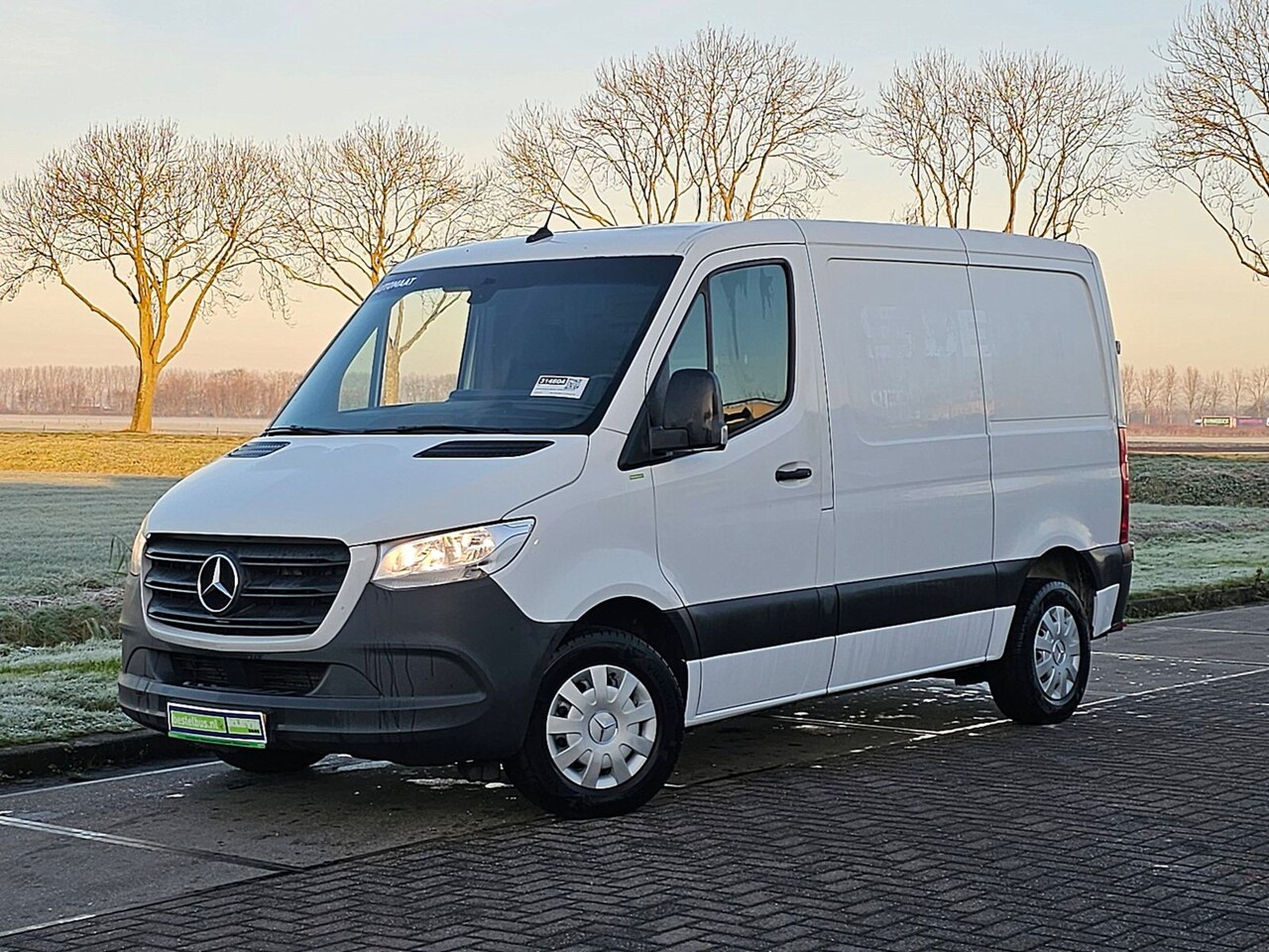 Mercedes-Benz Sprinter - 311 2.2 CDI L1H1 EURO VI-D automaat, airco, mbux, navi, camera, opstap - AutoWereld.nl