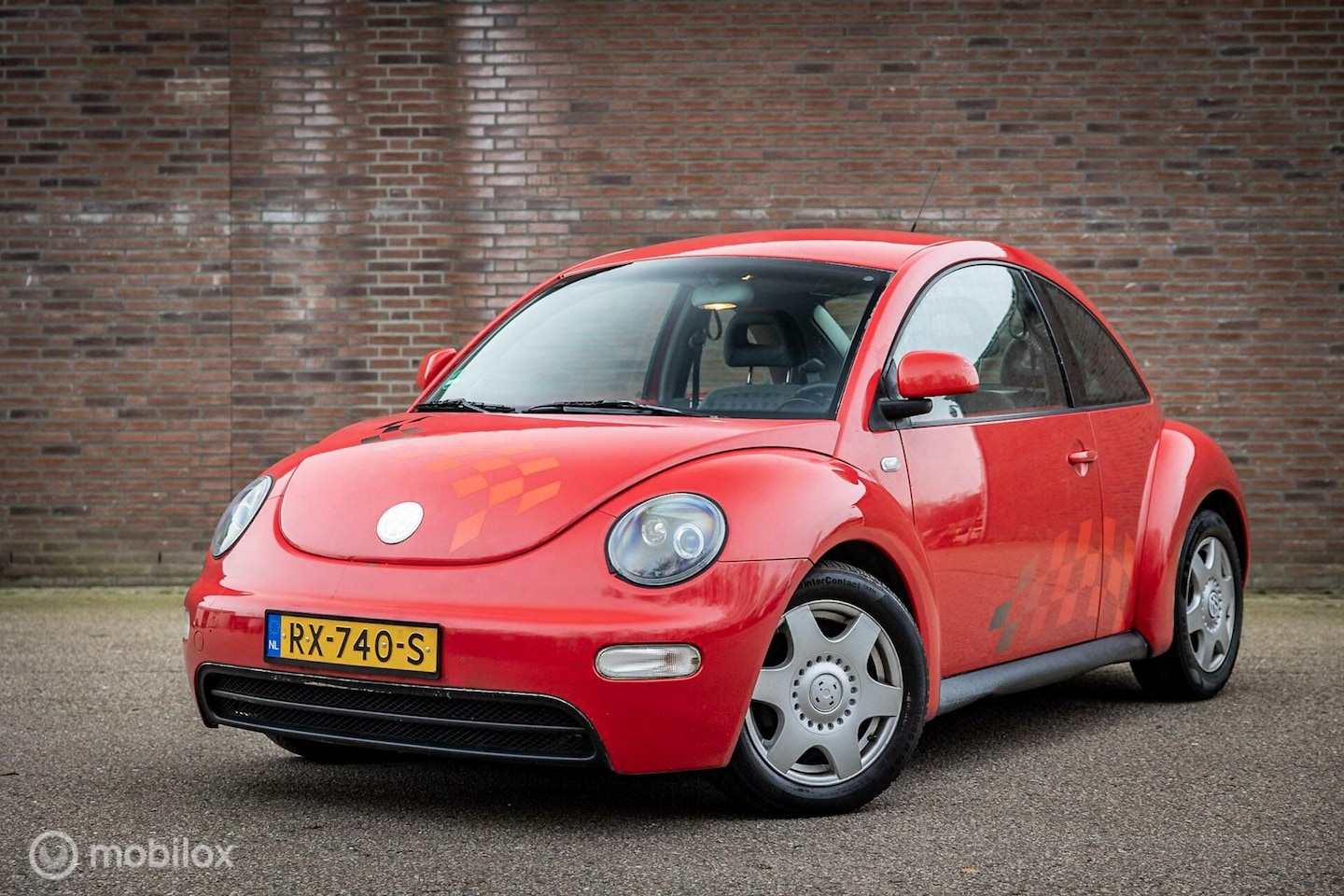 Volkswagen New Beetle - 2.0 Highline|Cruise|Airco|Apk 10-2025! - AutoWereld.nl