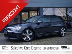 Volkswagen Golf - 2.0 TSI GTI , Camera, Navi, 18'', DSG, Deep BLack, Nieuwe OH-beurt + APK, Cruise