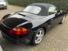 Porsche Boxster - 2.5 6 cil