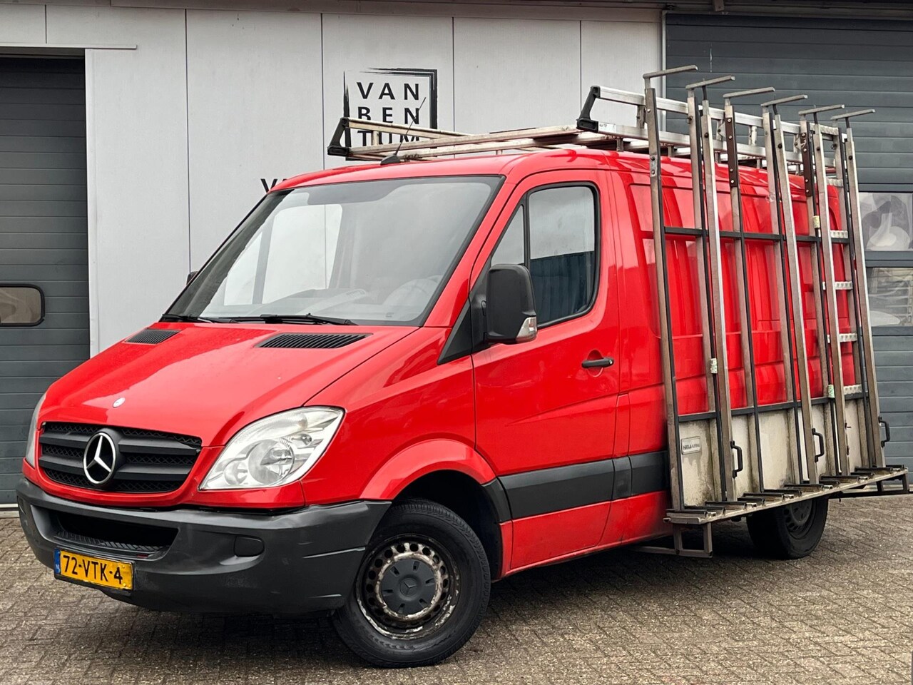 Mercedes-Benz Sprinter - 209CDI Autom. L1H1 Glasresteel Trekhaak 3-pers. - AutoWereld.nl