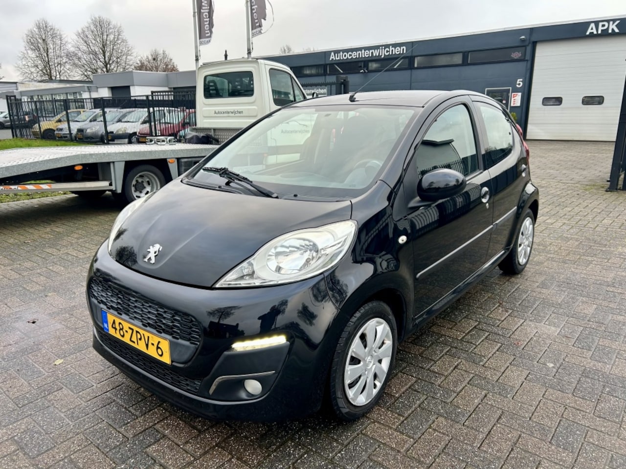 Peugeot 107 - 1.0 Active - Topstaat - Weinig km - AutoWereld.nl