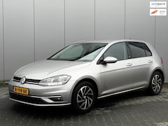 Volkswagen Golf - 1.0 TSI Comfortline Business / Navi / CarPlay / Stoelverwarming / PDC