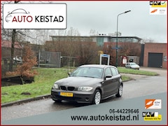 BMW 1-serie - 116i 5-DEURS AIRCO/NAVIGATIE ORIGINELE KILOMETERS