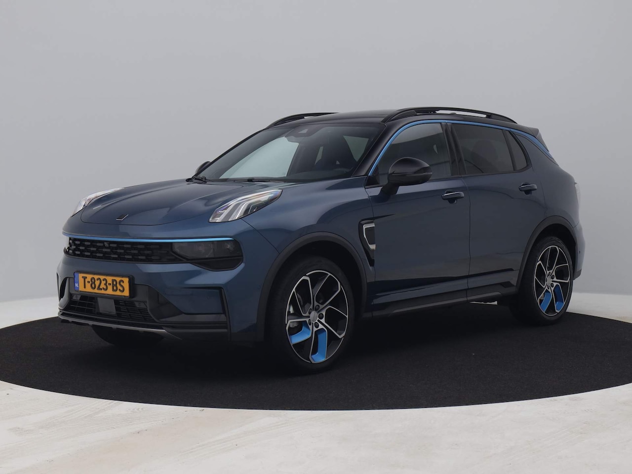 Lynk & Co 01 - 1.5 Plug-in Hybrid | 360° | ZWARTE HEMEL | NLD AUTO - AutoWereld.nl