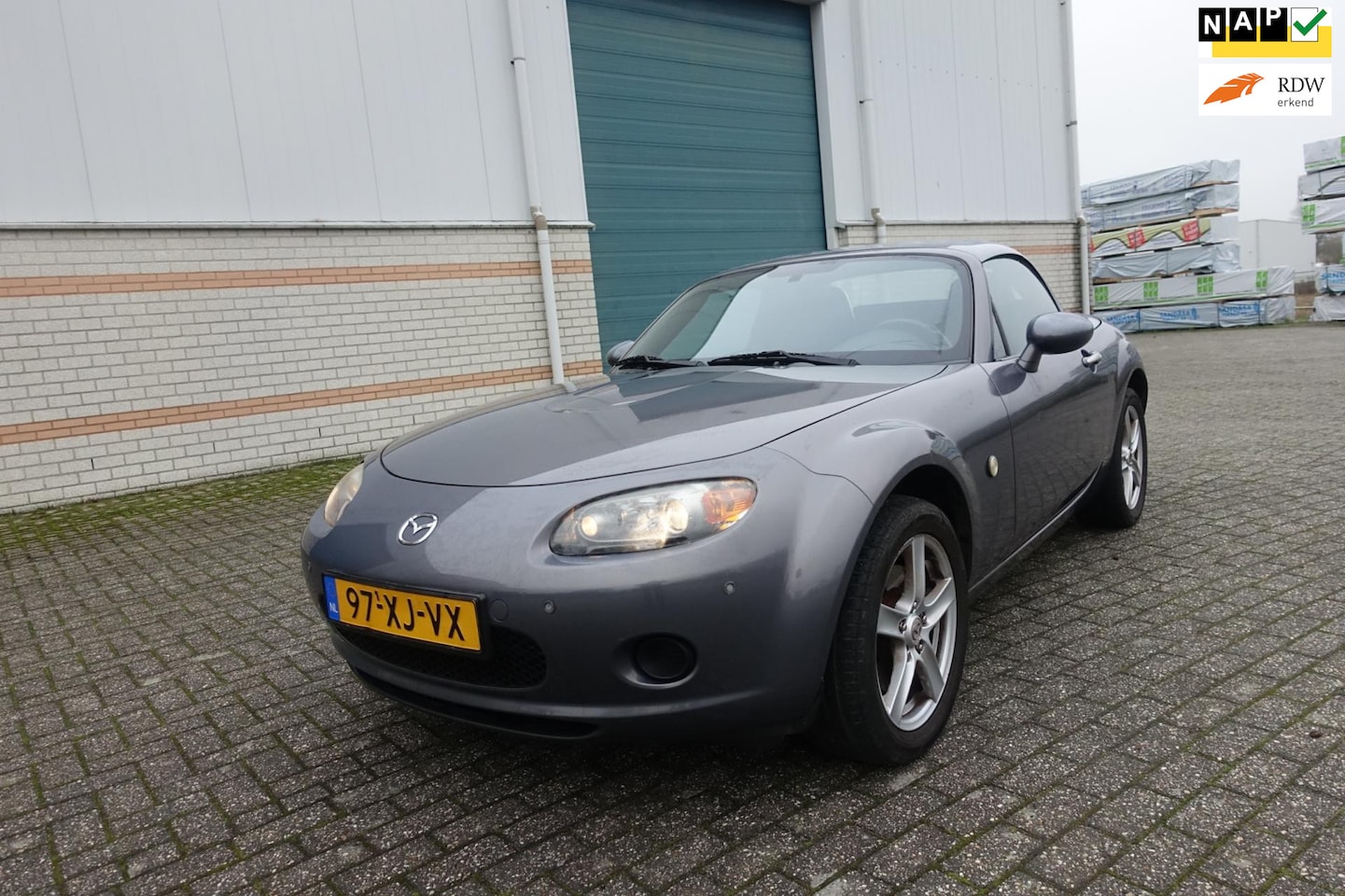 Mazda MX-5 - 1.8 Touring lm velgen / hardtop / let op is spuitwerk aan - AutoWereld.nl