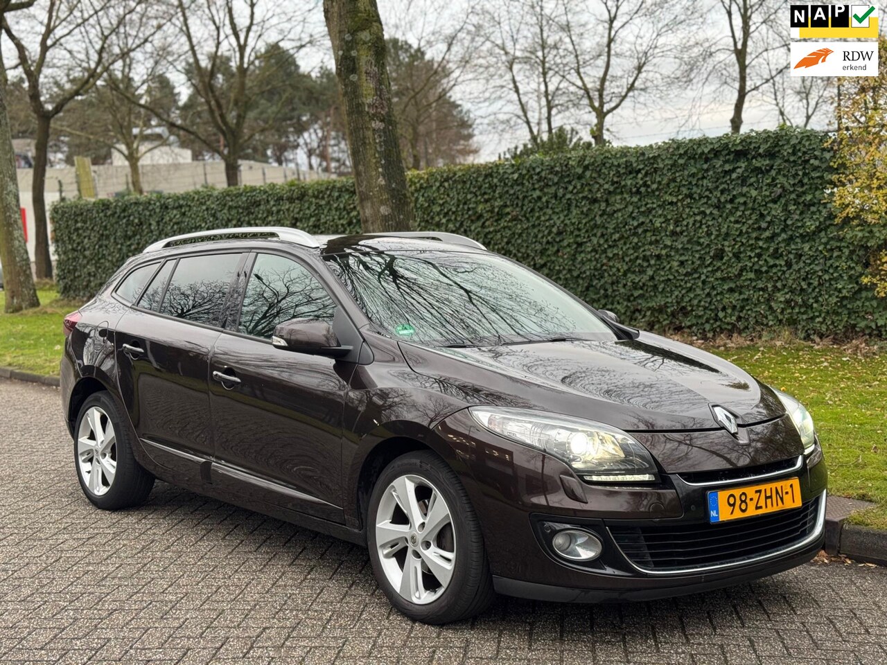 Renault Mégane Estate - 1.5 dCi Bose | 2e Eig. | Navi | Cruise | Keyless | Camera - AutoWereld.nl