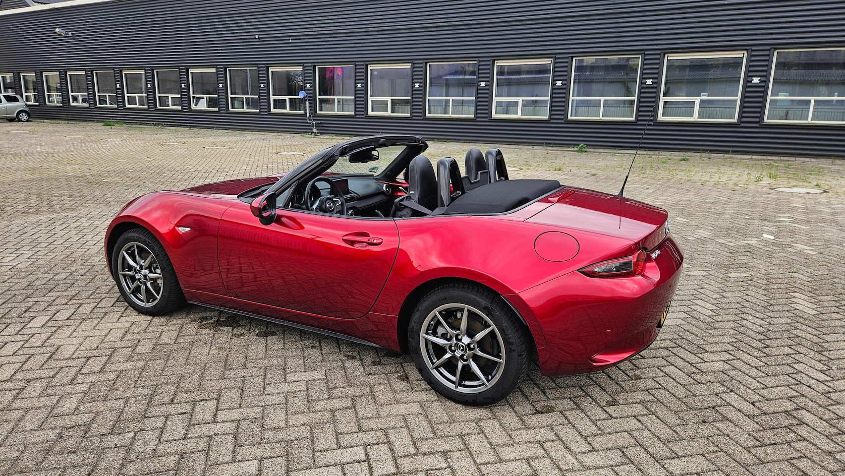 Mazda MX-5 - 1.5 SkyActiv-G 132 - AutoWereld.nl