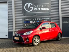 Toyota Yaris - 1.3 99PK VVT-i 5 deuren Airco, Bluetooth, Camera, Isofix, LederenStuurwiel, Lmv, Usb,