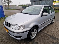 Volkswagen Polo - 1.4-16V Trendline, 1e eigenaar, Nieuwe Apk, Nap, Goed rijdend, Inruil mogelijk