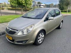 Opel Corsa - 1.4-16V Cosmo