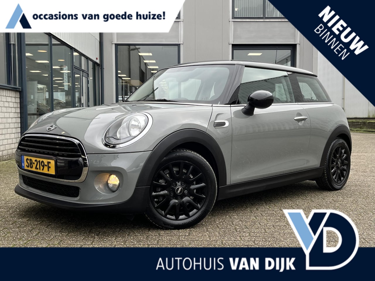 MINI Cooper - Mini 1.5 Business | NL Auto/2e Eig./Voll.Historie/Navi/Airco/Cruise/16"/All Season banden/ - AutoWereld.nl