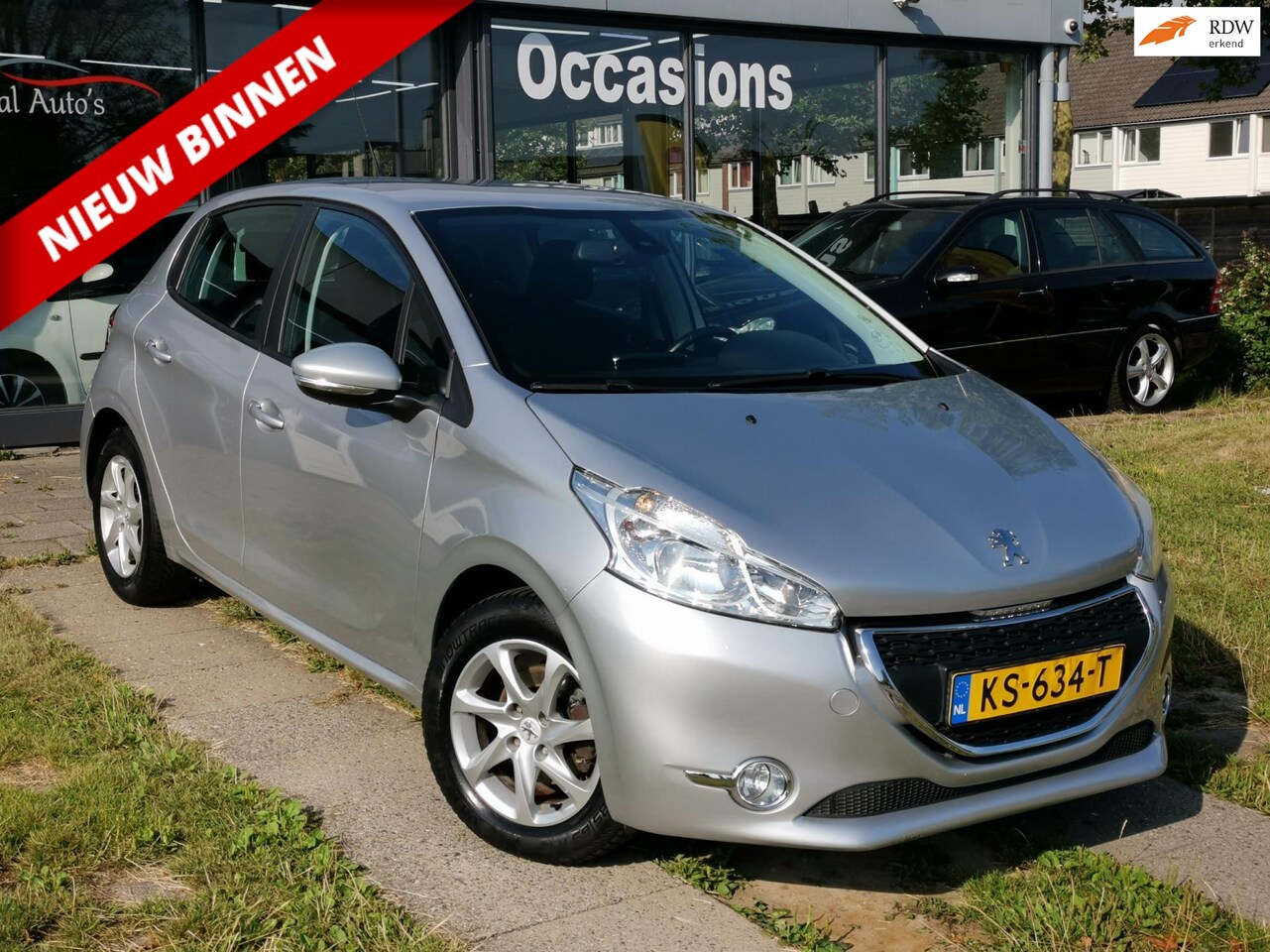 Peugeot 208 - 1.2 VTi Allure |AIRCO|CRUISE|ELEK.RAMEN|PDC|APK. - AutoWereld.nl