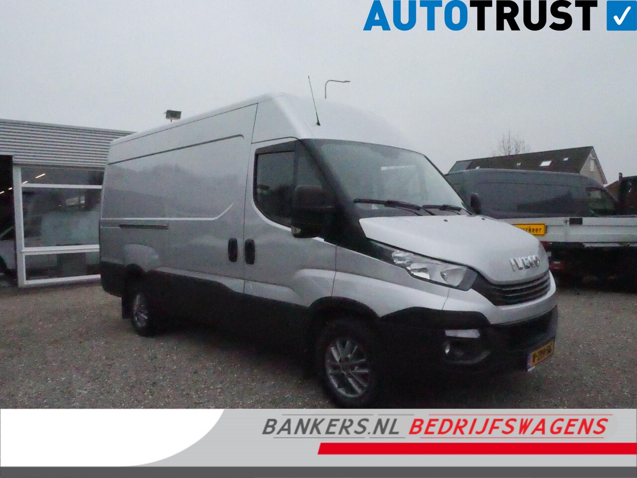 Iveco Daily - 35S16V 2.3 160PK, L3H2, Automaat, Airco, Trekhaak 3.500KG - AutoWereld.nl