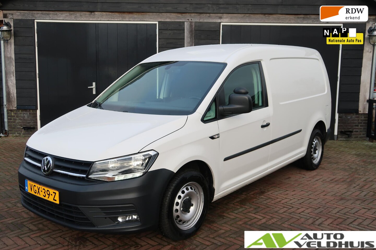 Volkswagen Caddy Maxi - 2.0 TDI L2H1 BMT AUTOMAAT CAMERA PDC CARPLAY - AutoWereld.nl