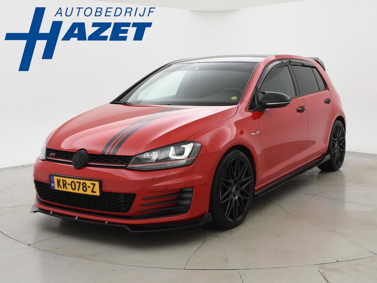 Volkswagen Golf - 2.0 TSI GTI 221 PK DSG AUT. + BI-XENON / 19 INCH / STOELVERW. / CAMERA / SPOILER - AutoWereld.nl