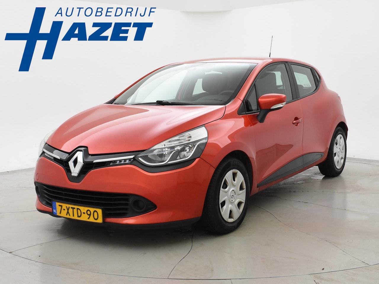 Renault Clio - 0.9 TCe EXPRESSION *1e EIGENAAR!* + NAVIGATIE / CRUISE CONTROL / AIRCO - AutoWereld.nl