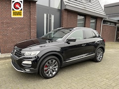 Volkswagen T-Roc - 1.5 TSI Sport 150PK NAV|PANO|ADAPTIVE CRUISE CONTROL|ELEC. A.KLEP