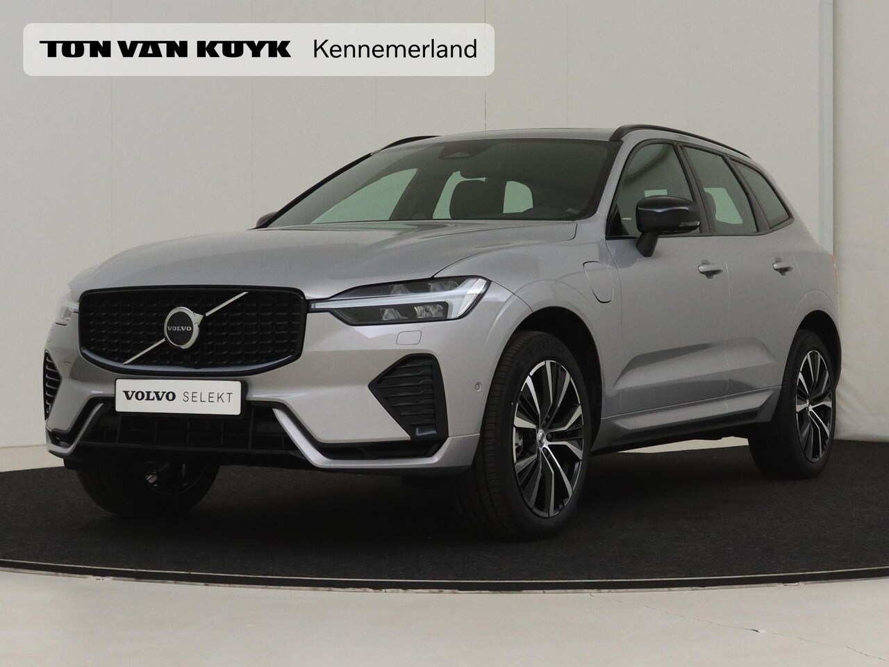 Volvo XC60 - 2.0 T6 Plug-in hybrid AWD Ultimate Dark - AutoWereld.nl