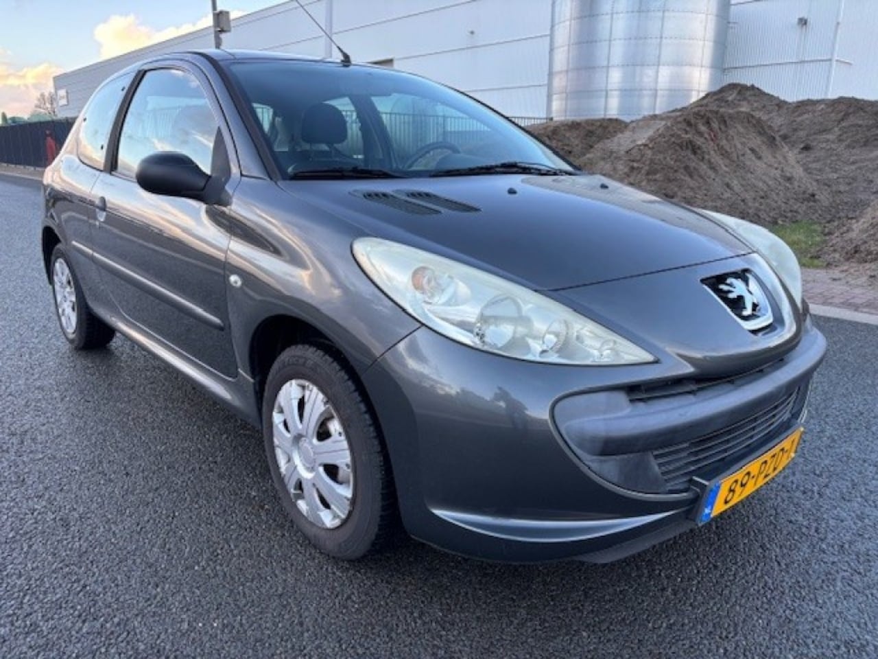 Peugeot 206 - 1.1i Accent - AutoWereld.nl