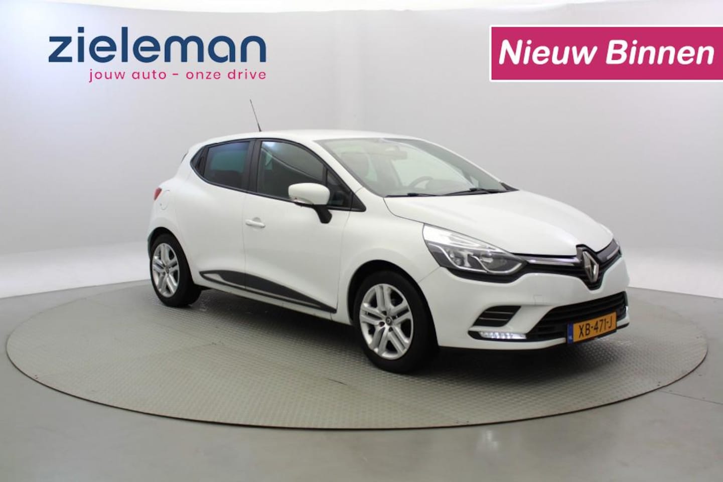 Renault Clio - 1.5 dCi Zen - Navi, Trekhaak - AutoWereld.nl