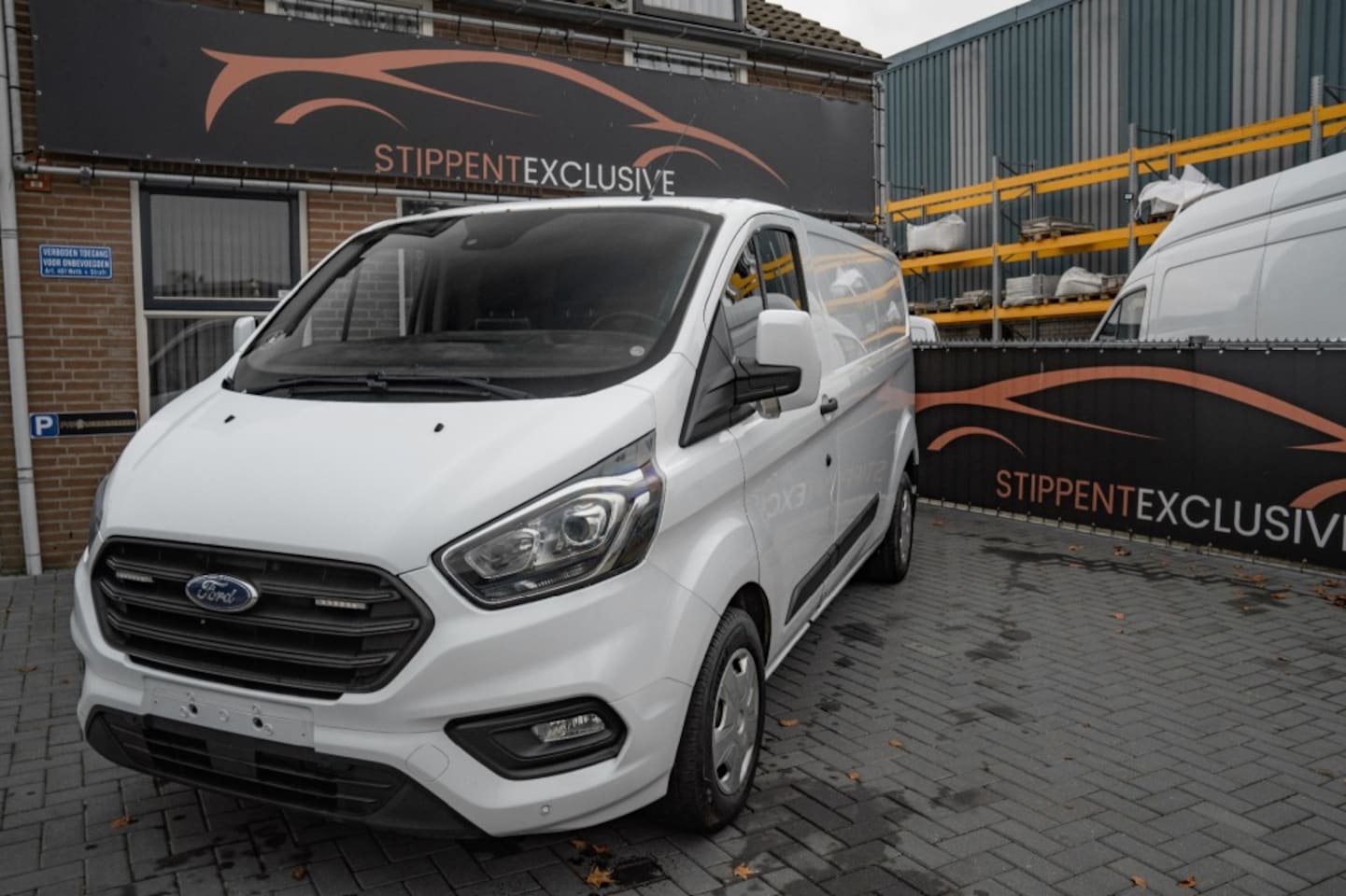 Ford Transit - 300 L2 TREND 170 PK - AutoWereld.nl