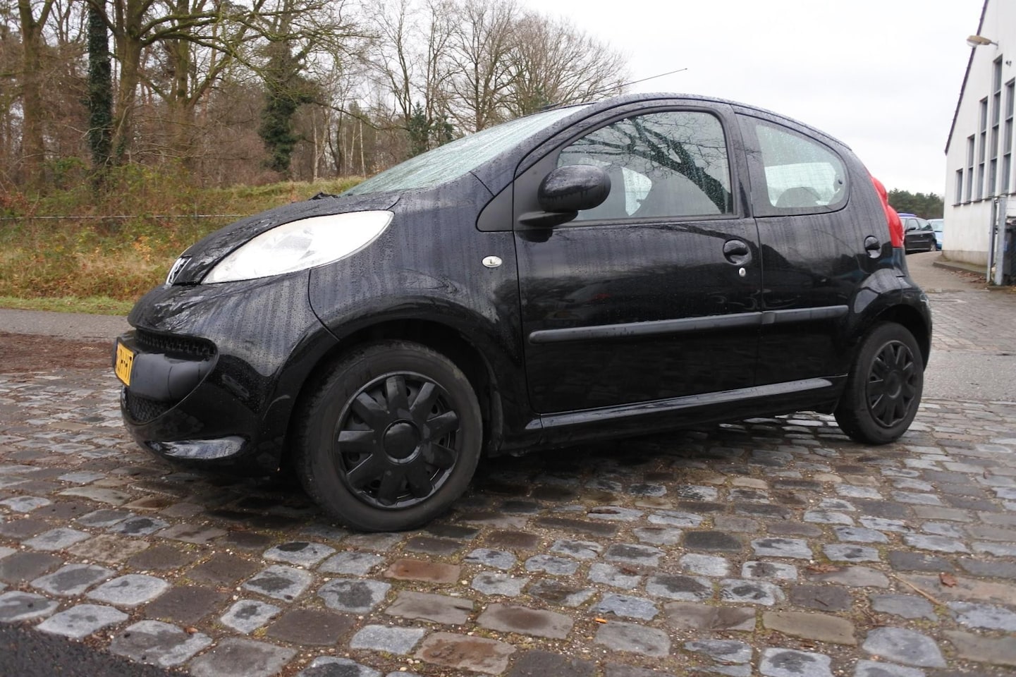 Peugeot 107 - 1.0-12V XS 5 drs 236 dkm N.A.P. nw apk 8-2-2026 - AutoWereld.nl