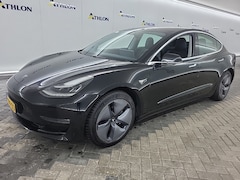 Tesla Model 3 - Long-Range AWD 351pk 75 kWh [ TREKHAAK+AUTOPILOT+620KM WLTP+PREMIUM AUDIO ]