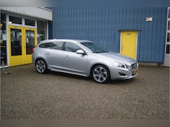 Volvo V60 - 1.6 T3 Ocean Race, 150 pk, Navi, Leer, MOOI