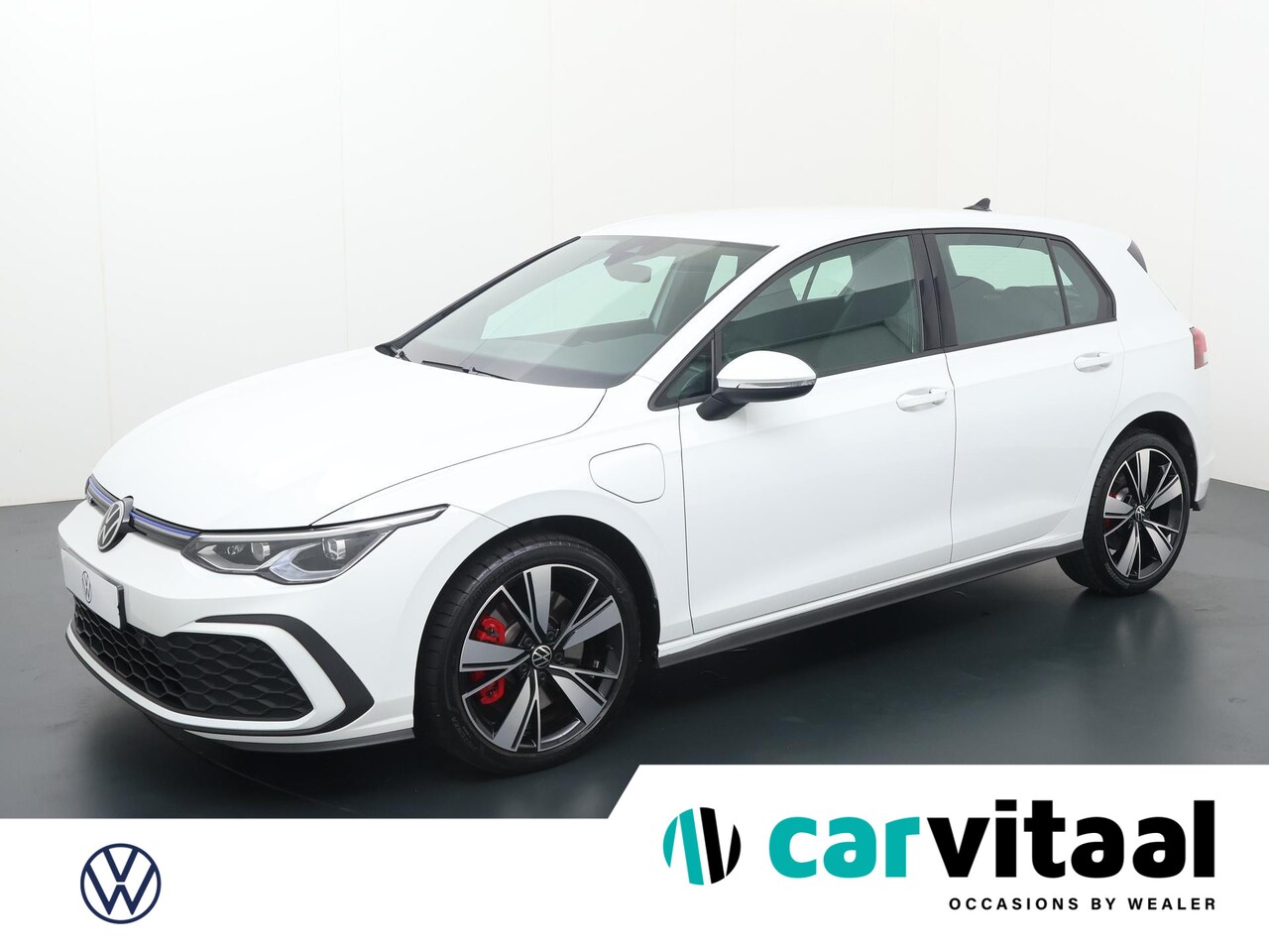 Volkswagen Golf - 1.4 eHybrid GTE | 245 PK | Lichtmetalen velgen 18"| Draadloze telefoonlader | LED plus ver - AutoWereld.nl