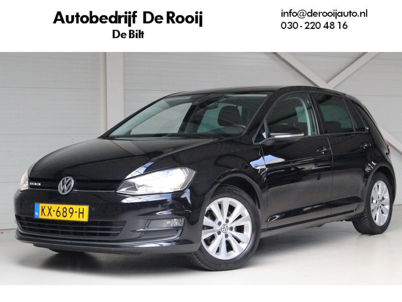 Volkswagen Golf - 1.0 TSI Connected Series DSG Navigatie | Led | Trekhaak | Privacy Glas | Spiegels inklapba - AutoWereld.nl