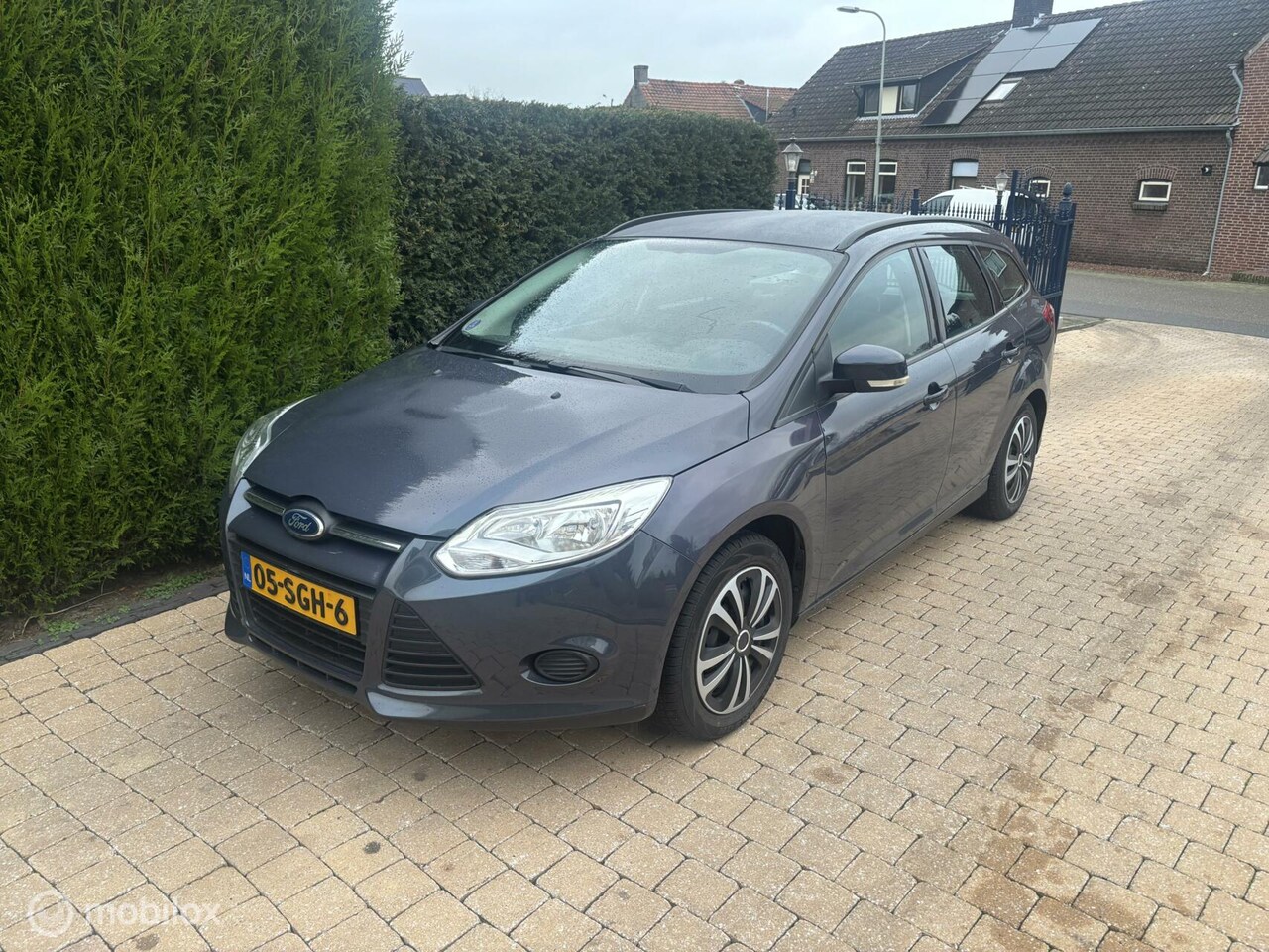 Ford Focus Wagon - 1.6 TI-VCT Titanium NIEUWE APK EN BANDEN - AutoWereld.nl