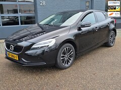 Volvo V40 - 2.0 T2 Nordic+ TREKHAAK CAMERA STANDKACHEL DEALER ONDERHOUDEN