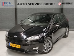 Ford Focus - 1.0 (125 pk) ST-Line automaat - navigatie - camera - stoelverwarming