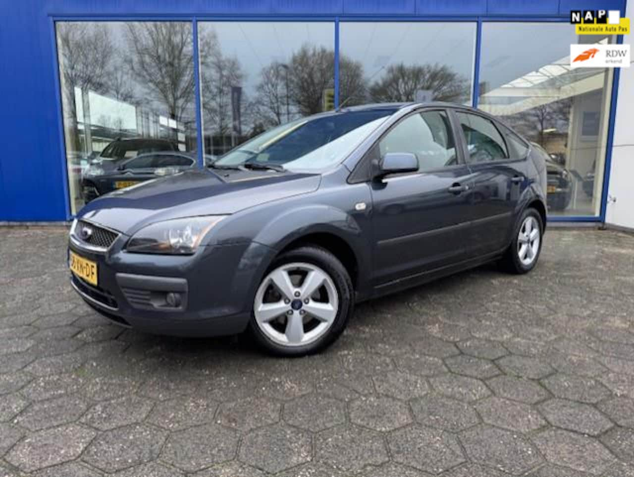 Ford Focus - 1.6-16V Futura Airco - Cruise Ctrl. - Elek. Ramen - AutoWereld.nl