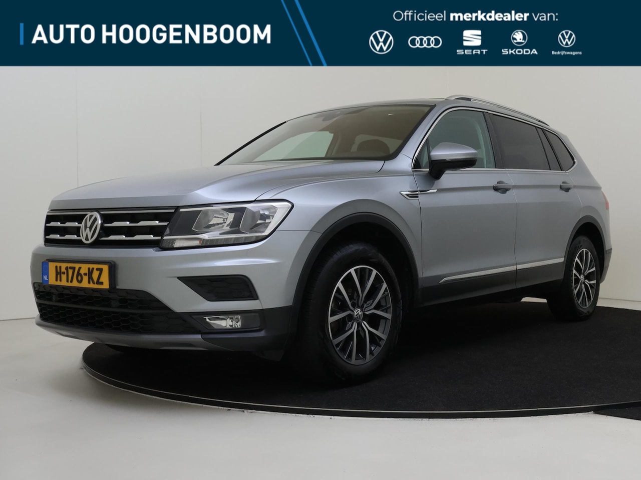 Volkswagen Tiguan Allspace - 1.5 TSI Comfortline Business 7p. | Panoramadak | Trekhaak | Keyless | Stoelverwarming | 3- - AutoWereld.nl