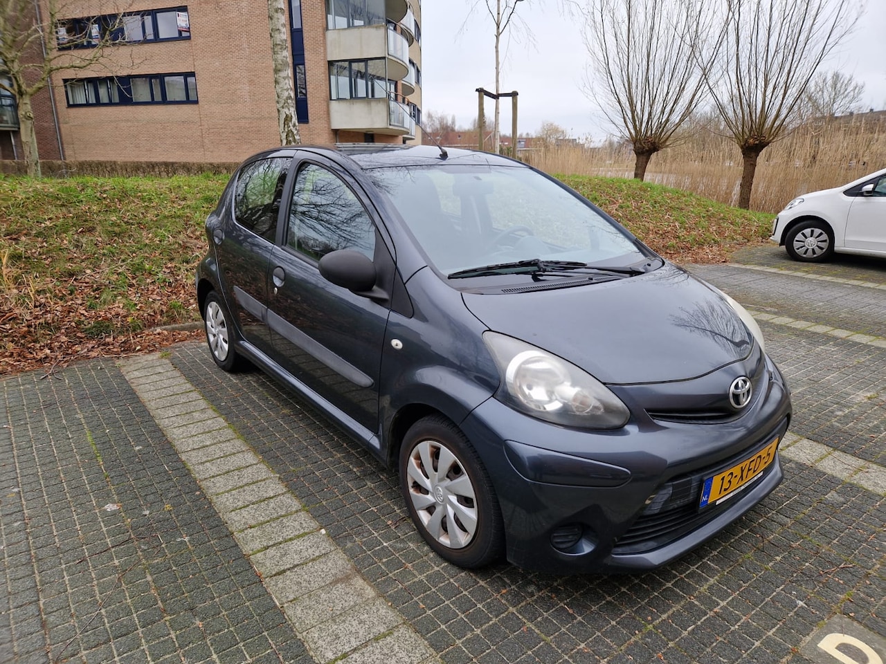 Toyota Aygo - 1.0 VVT-i Comfort - AutoWereld.nl