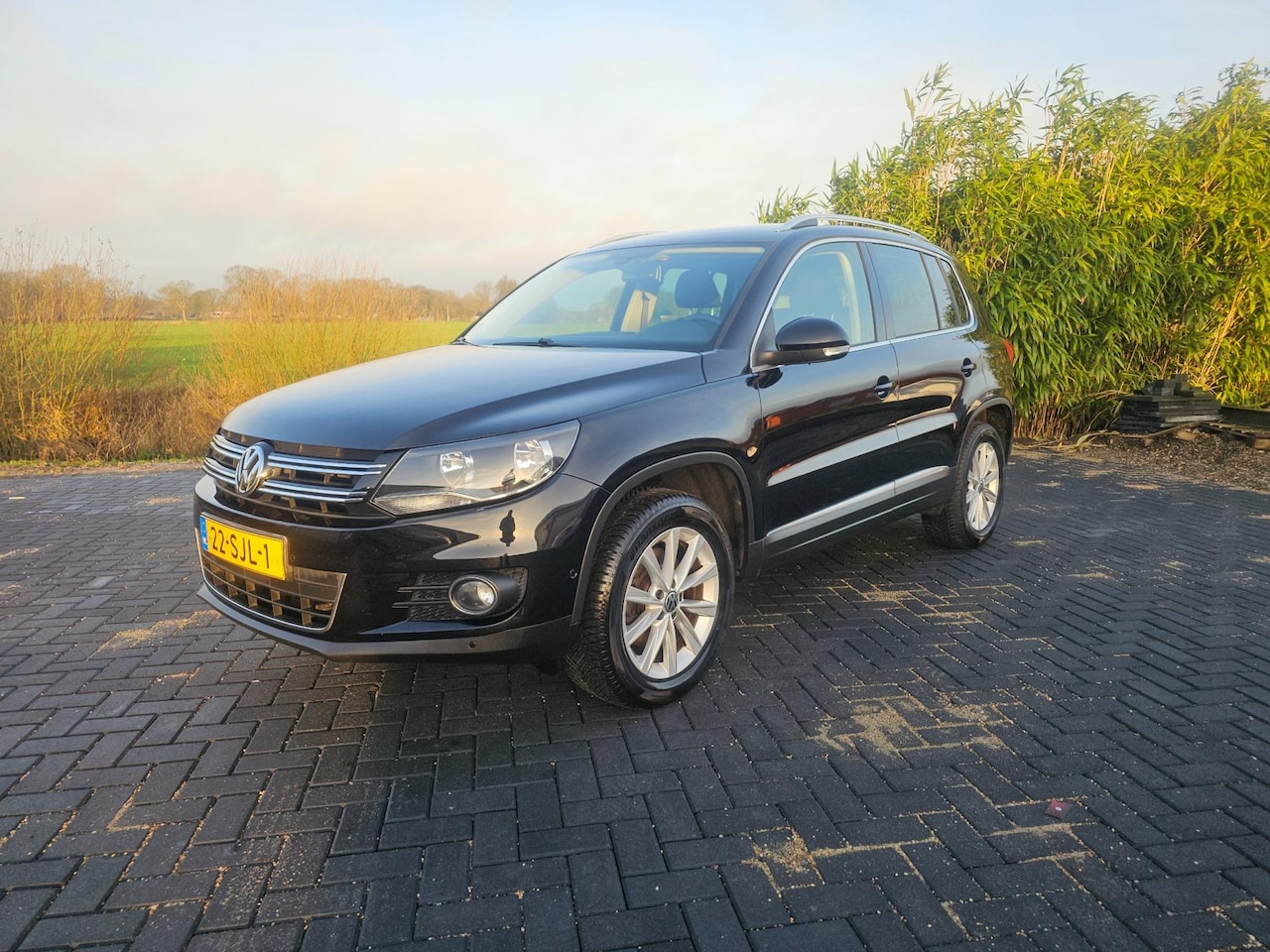 Volkswagen Tiguan - 1.4 TSI Sport&Style - AutoWereld.nl