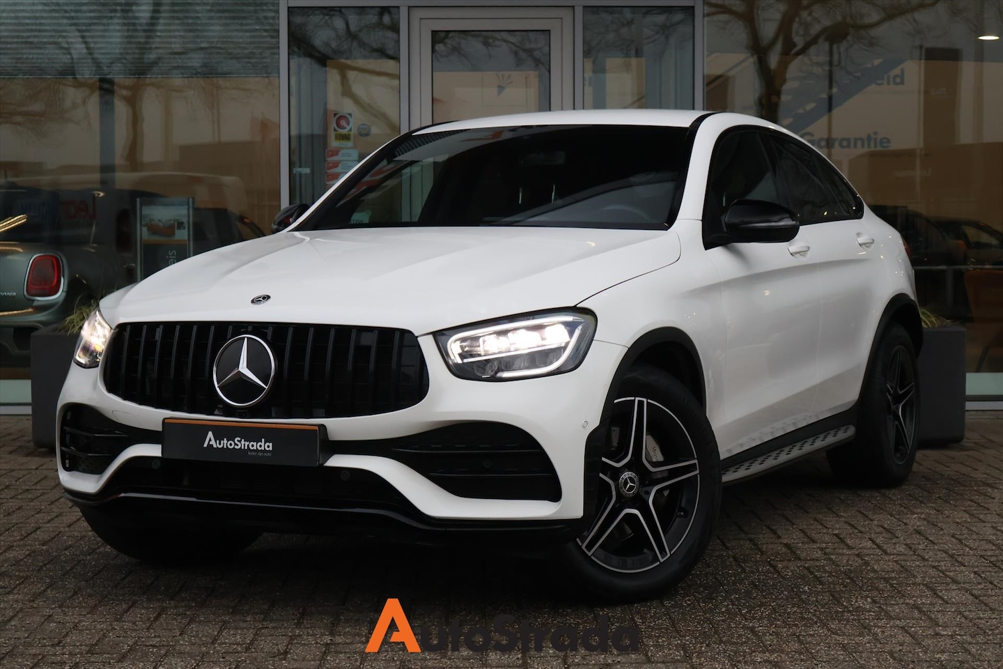 Mercedes-Benz GLC-klasse - 200 AMG-Line 197pk 4MATIC 9G-TRONIC | Camera | Virtual | Camera | Trekhaak | Navi | Carpla - AutoWereld.nl