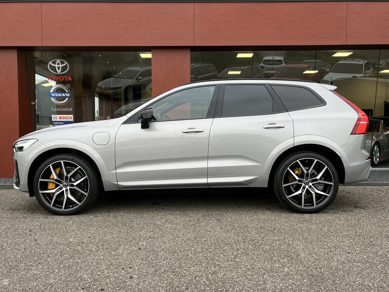 Volvo XC60 - 2.0 T8 AWD Polestar Engineered T8 AWD Polestar Engineered | Bowers&Wilkins | Pano | 22 Inc - AutoWereld.nl