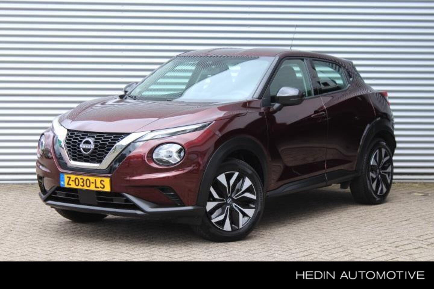 Nissan Juke - 1.0 DIG-T Acenta AUTOMAAT | All-Season banden | Navi by APP | Cruise Control | Airco | Cam - AutoWereld.nl