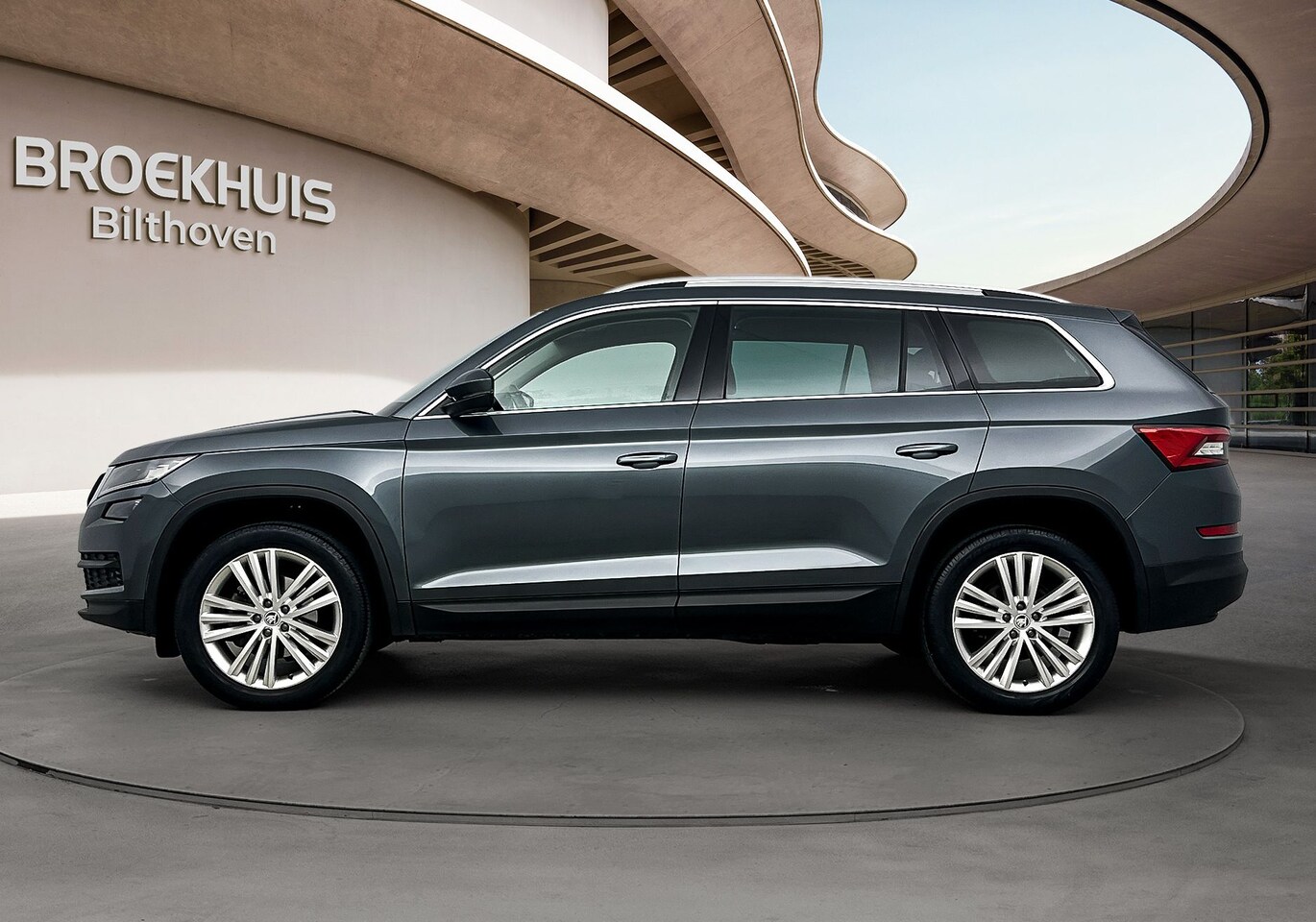 Skoda Kodiaq - 1.5 TSI DSG Business Edition 7pers. | Trekhaak | Panoramadak | Alcantara | Canton Audio | - AutoWereld.nl