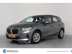 BMW 2-serie Active Tourer - 218i Automaat | Dealer Onderhouden | LED | Navi | Clima | Camera | Parkeersensoren V+A | C