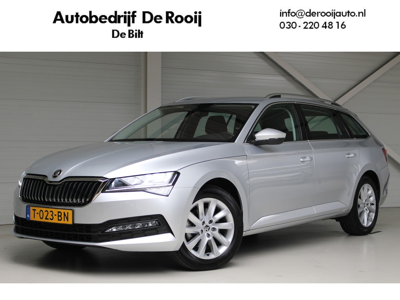 Skoda Superb Combi - 1.5 TSI ACT DSG Business Edition Navigatie | El. stoelverstelling | Trekhaak | Keyless | C - AutoWereld.nl