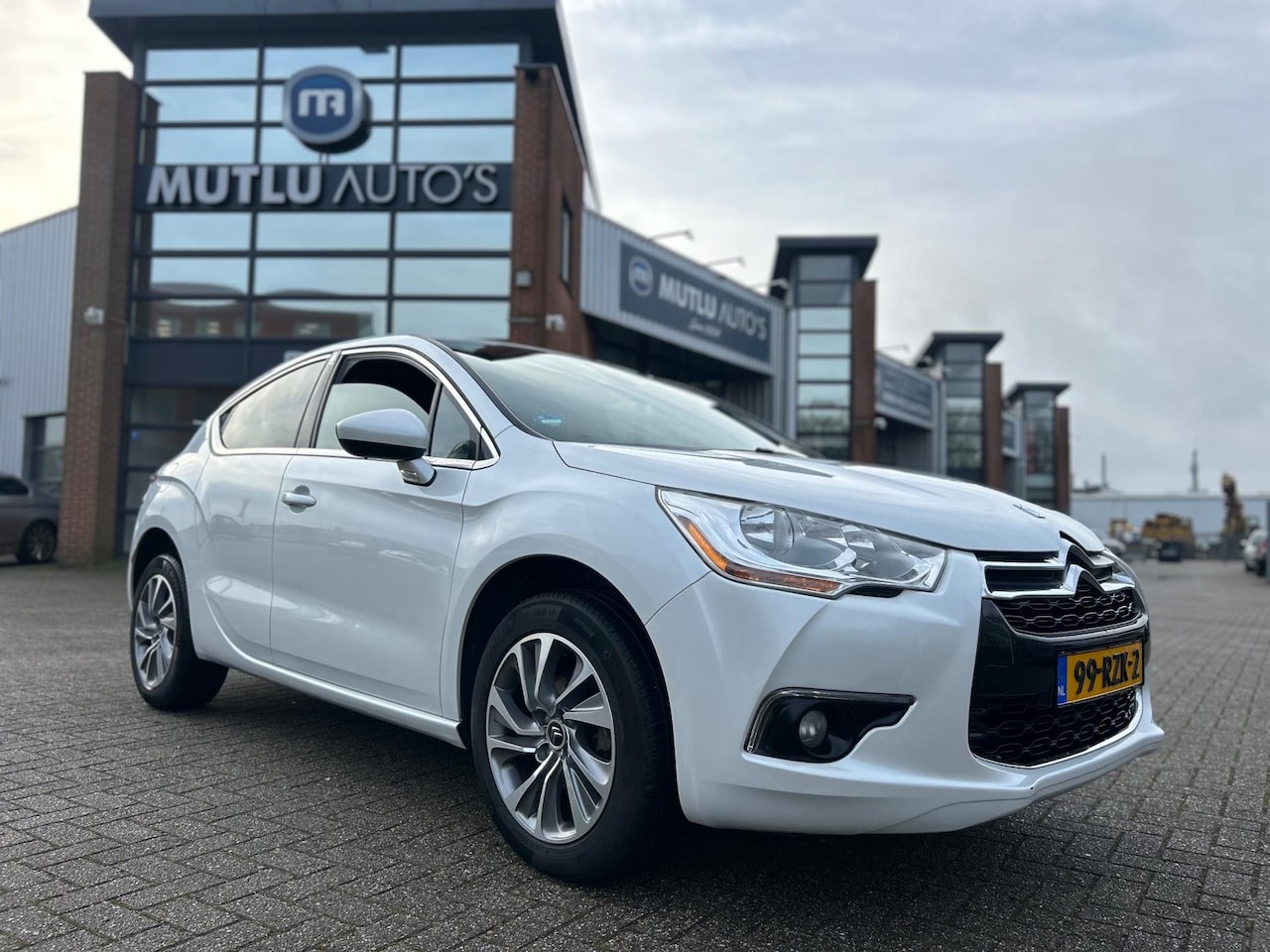 Citroën DS4 - 1.6 VTi So Chic Massagestoel PDC NAP NAVI APK - AutoWereld.nl