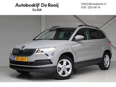 Skoda Karoq - 1.0 TSI Ambition Navigatie | Led | Parkeersensoren | Stoelverwarming |