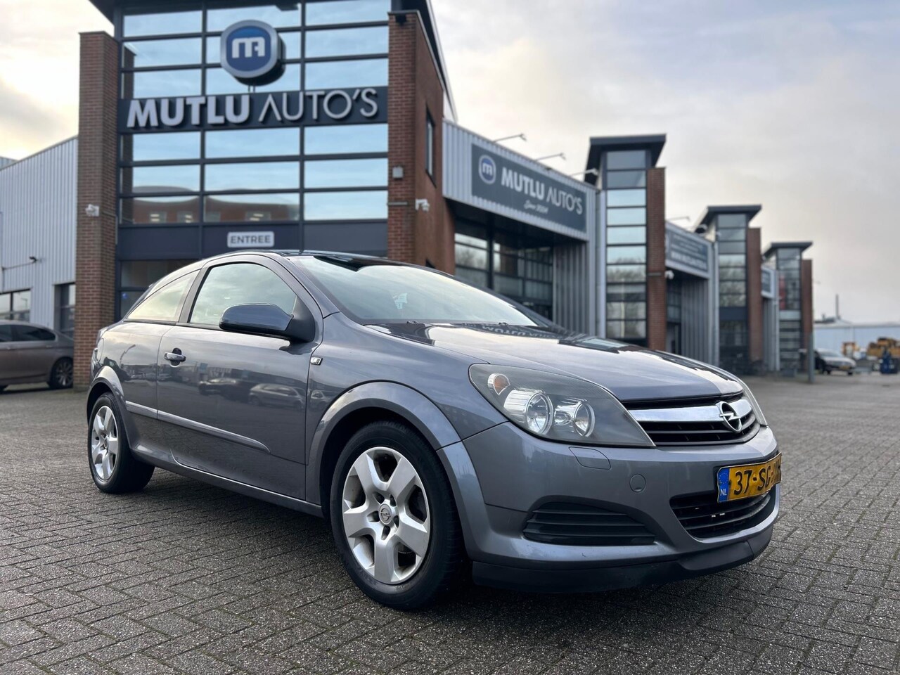 Opel Astra GTC - 1.4 Edition Airco NAP APK - AutoWereld.nl