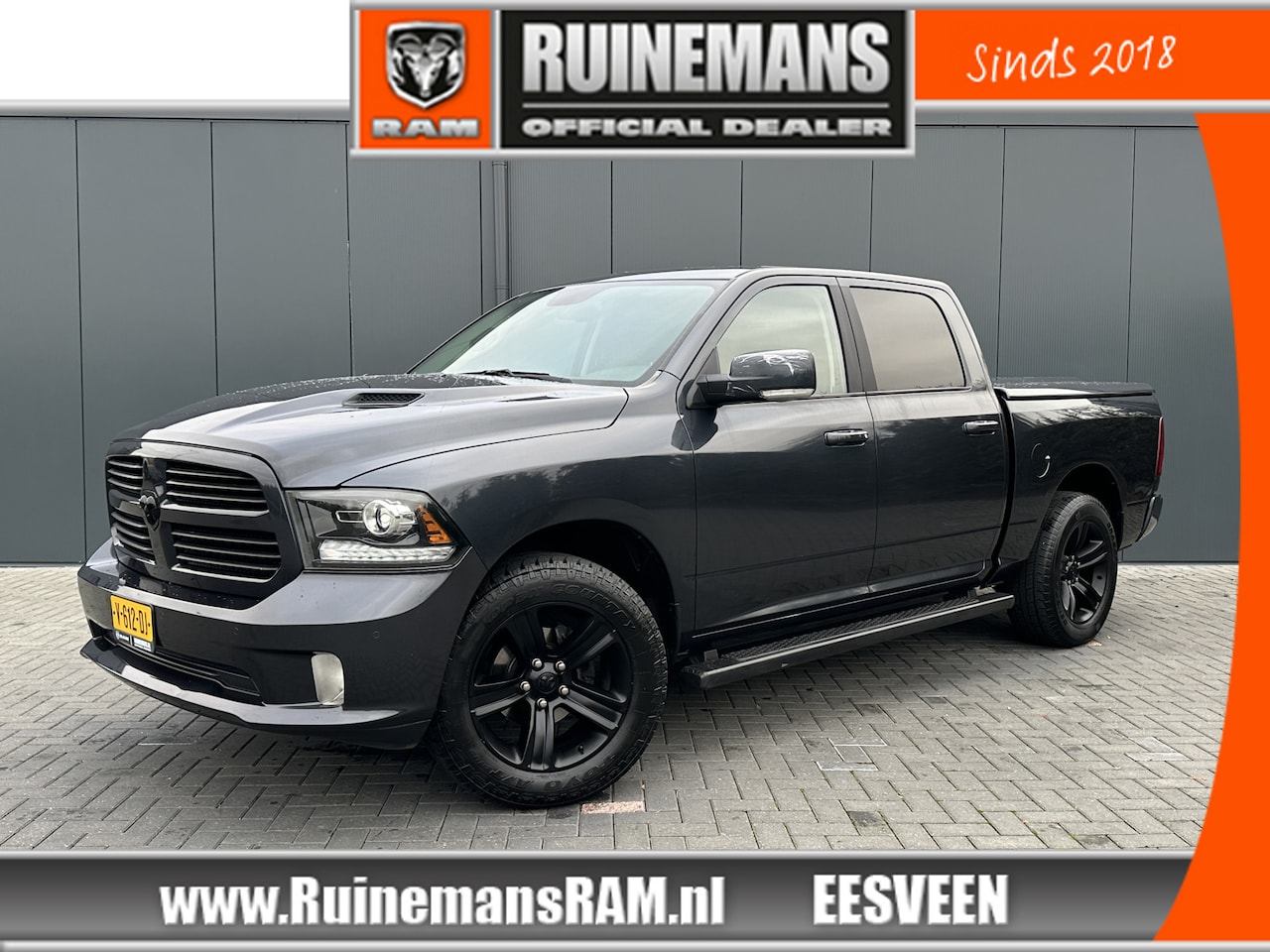 Dodge Ram 1500 - 5.7 V8 SPORT / LAGE BIJTELLING !! / LUCHTVERING / GORILLA EXHAUST / 3.5T TREKHAAK / CAMERA - AutoWereld.nl