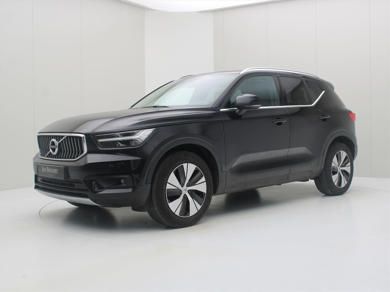 Volvo XC40 - T5 Twin Engine 262pk Geartronic Inscription [ CARPLAY+CLIMAAT+CRUISE+PDC+NAVIGATIE ] - AutoWereld.nl